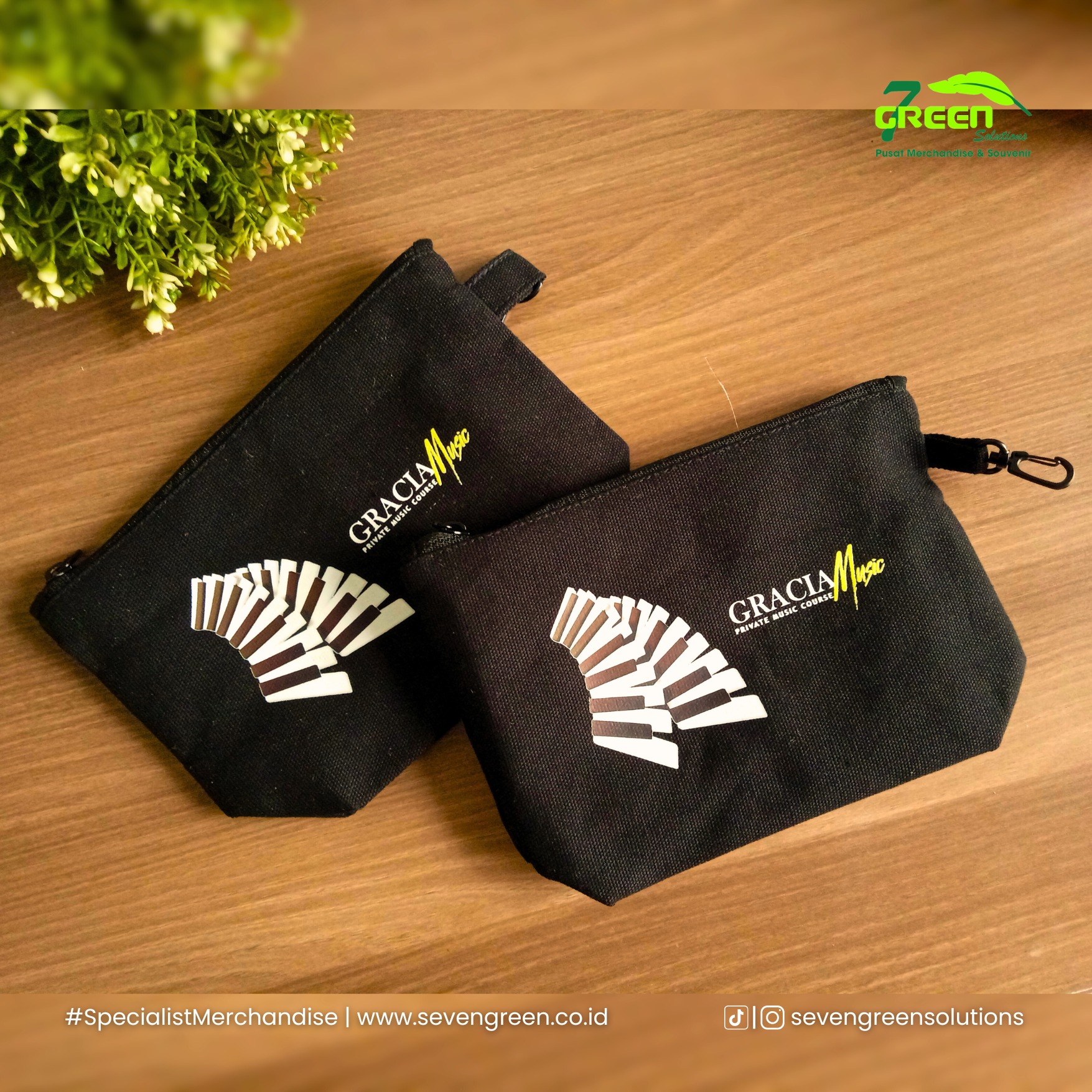 merchandise pouch-bag-1