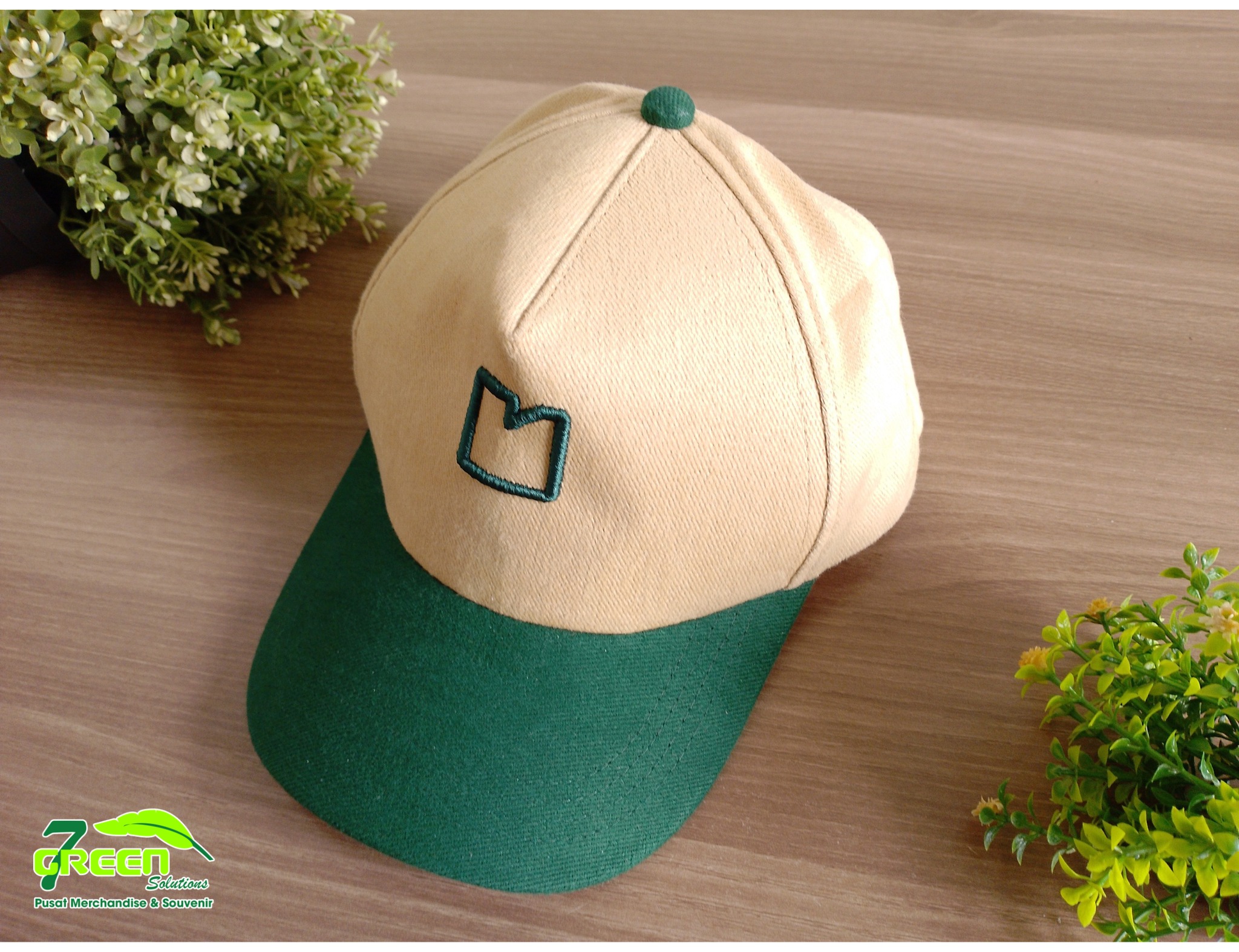 merchandise topi